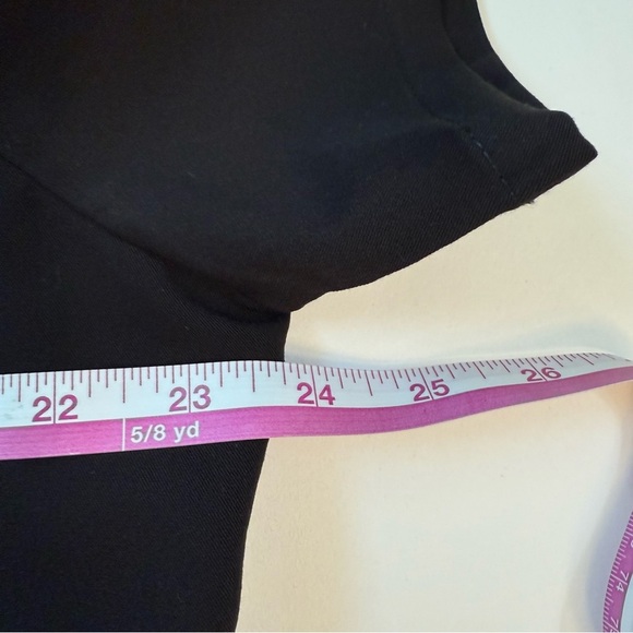 New FIGS Black Scrub Top Logo “Aya healthcare” 2XL women’s Catrina travel nurse - Picture 8 of 8